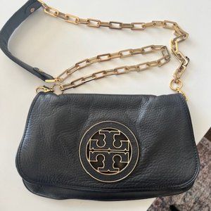 Tory Burch Reva Black Pebble Leather Cross Body Bag Gold Chain